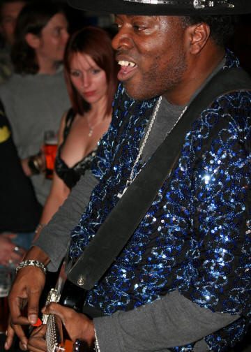 © Copyright 2008 Alan White. All Rights Reserved.