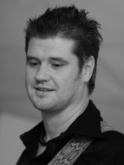 � Copyright 2009 Alan White. All Rights Reserved.