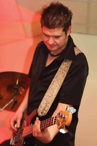 � Copyright 2009 Alan White. All Rights Reserved.