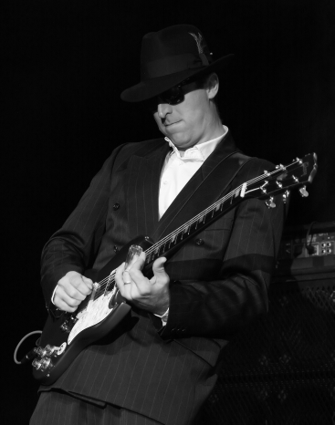 © Copyright 2008 Alan White. All Rights Reserved.