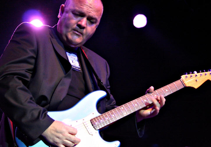 � Copyright 2008 Alan White. All Rights Reserved.