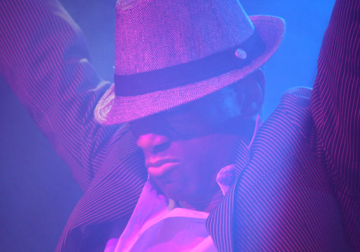 � Copyright 2008 Alan White. All Rights Reserved.