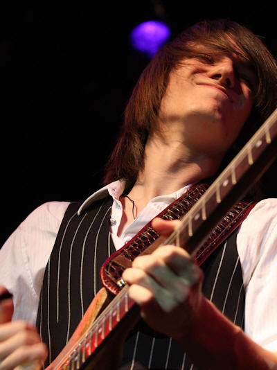 � Copyright 2009 Alan White. All Rights Reserved.