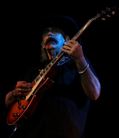 � Copyright 2009 Alan White. All Rights Reserved.