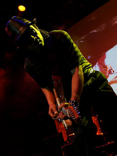 � Copyright 2009 Alan White. All Rights Reserved.