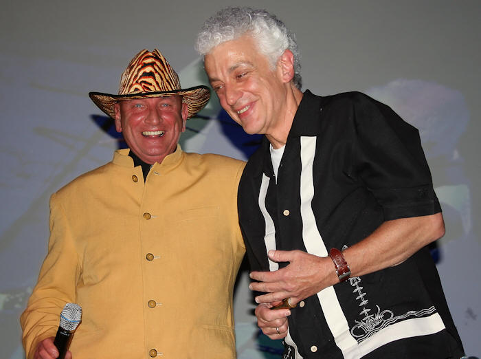 � Copyright 2009 Alan White. All Rights Reserved.