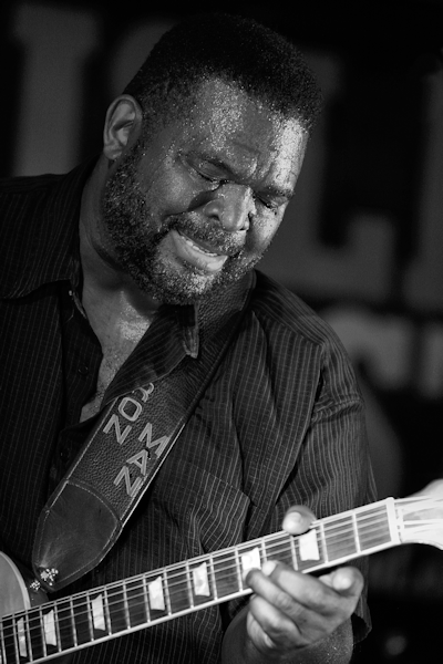 © Copyright 2010 Alan White. All Rights Reserved.