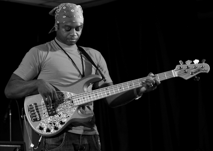 � Copyright 2010 Alan White. All Rights Reserved.