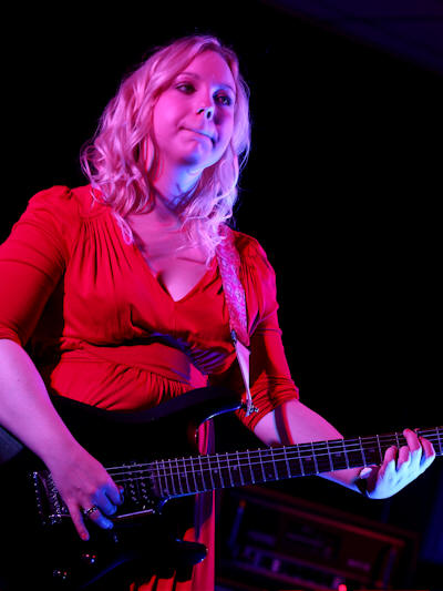 � Copyright 2010 Alan White. All Rights Reserved.