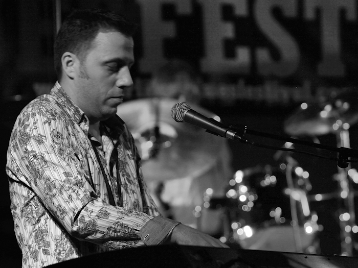 � Copyright 2011 Alan White. All Rights Reserved.