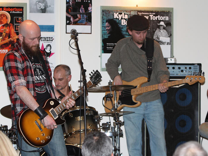 � Copyright 2008 Alan White. All Rights Reserved.
