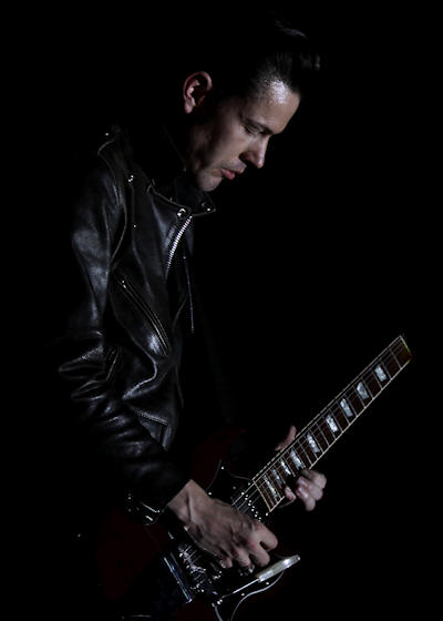 � Copyright 2011 Alan White. All Rights Reserved.