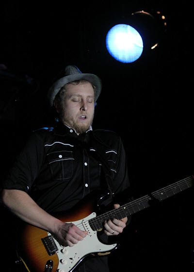 � Copyright 2011 Alan White. All Rights Reserved.