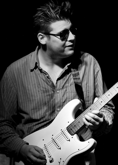 � Copyright 2011 Alan White. All Rights Reserved.