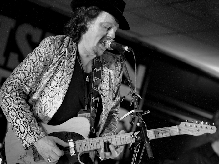 Ian Siegal © Copyright 2012 Alan White. All Rights Reserved.