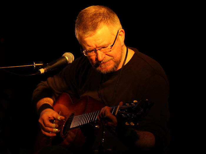 � Copyright 2011 Alan White. All Rights Reserved.