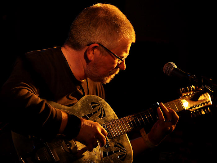 � Copyright 2011 Alan White. All Rights Reserved.