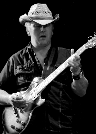 � Copyright 2011 Alan White. All Rights Reserved.