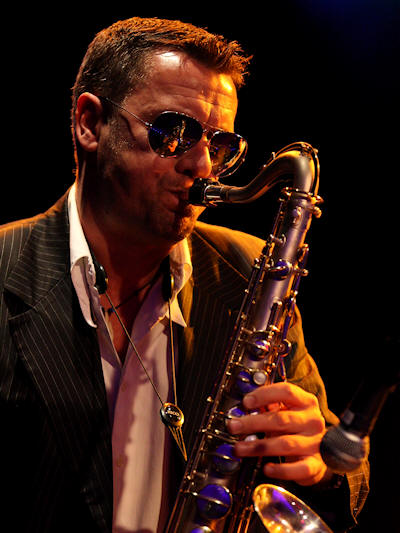 � Copyright 2011 Alan White. All Rights Reserved.