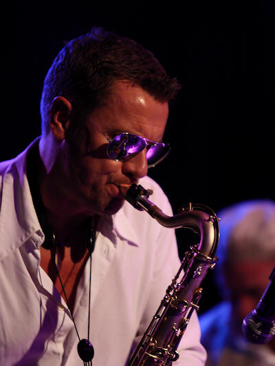 � Copyright 2011 Alan White. All Rights Reserved.