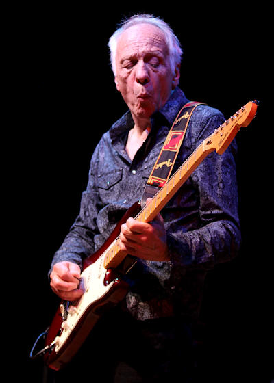 � Copyright 2011 Alan White. All Rights Reserved.