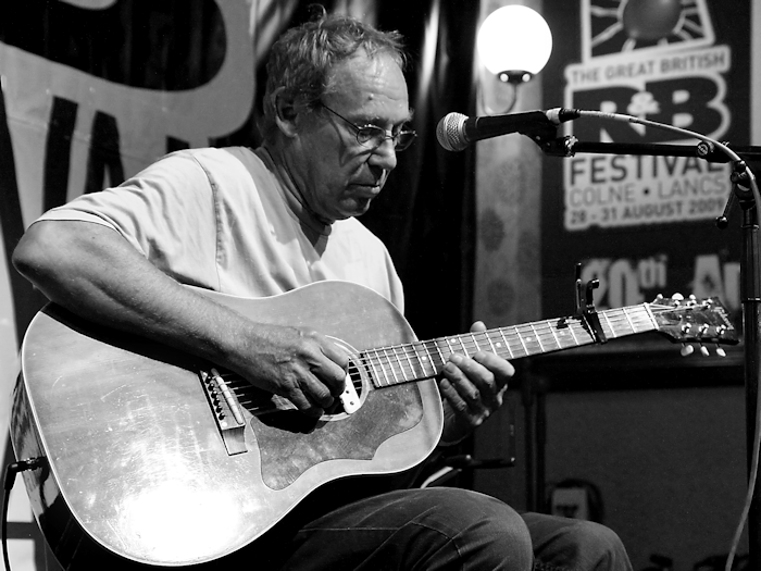 � Copyright 2009 Alan White. All Rights Reserved.
