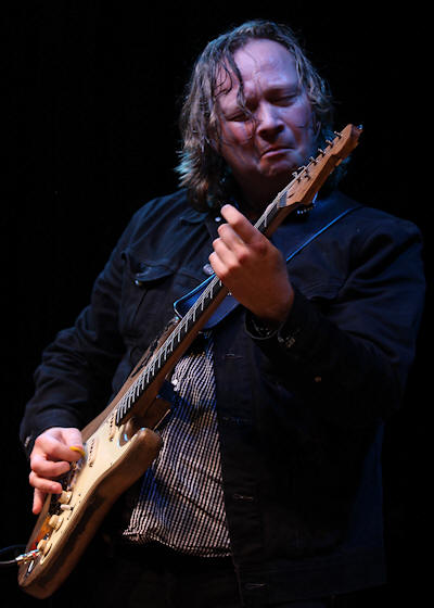� Copyright 2011 Alan White. All Rights Reserved.