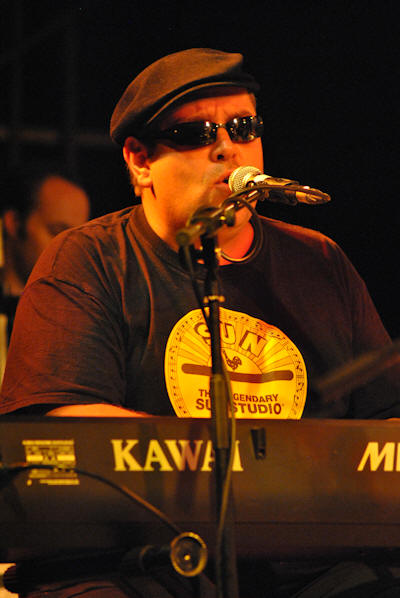 � Copyright 2012 Mike Garrah. All Rights Reserved.