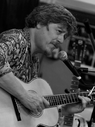 � Copyright 2010 Alan White. All Rights Reserved.