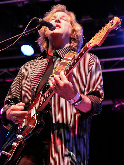 � Copyright 2009 Alan White. All Rights Reserved.