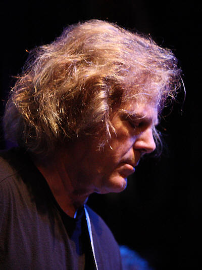 � Copyright 2009 Alan White. All Rights Reserved.