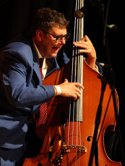 � Copyright 2009 Alan White. All Rights Reserved.