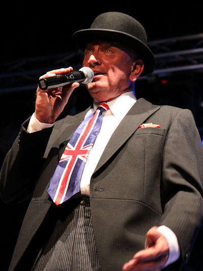 � Copyright 2009 Alan White. All Rights Reserved.