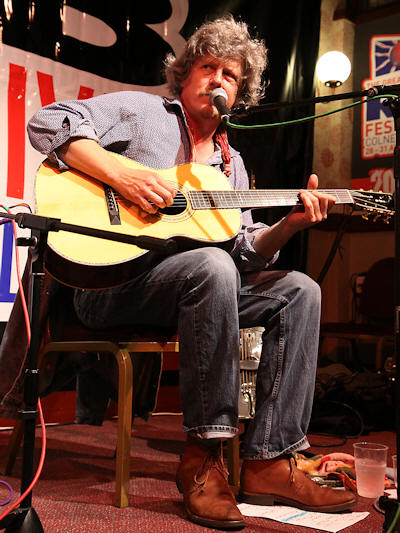 � Copyright 2009 Alan White. All Rights Reserved.