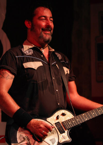 � Copyright 2010 Alan White. All Rights Reserved.