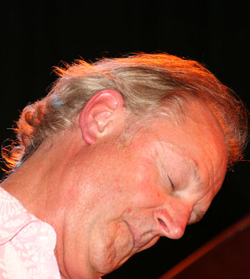 � Copyright 2007 Alan White. All Rights Reserved.
