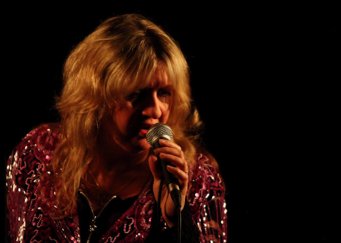 � Copyright 2010 Alan White. All Rights Reserved.
