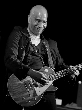 � Copyright 2011 Alan White. All Rights Reserved.