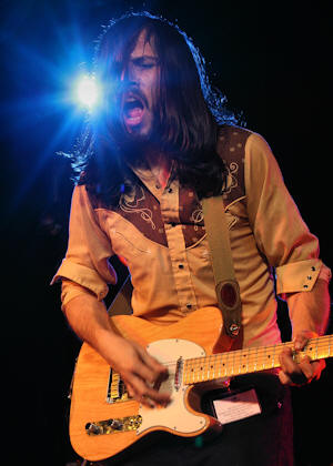 � Copyright 2010 Alan White. All Rights Reserved.