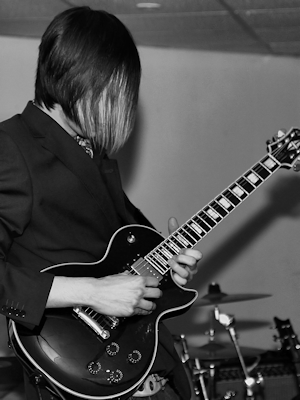 � Copyright 2010 Alan White. All Rights Reserved.