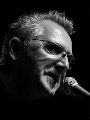 � Copyright 2009 Alan White. All Rights Reserved.