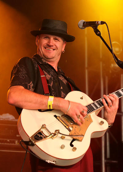 © Copyright 2011 Alan White. All Rights Reserved.