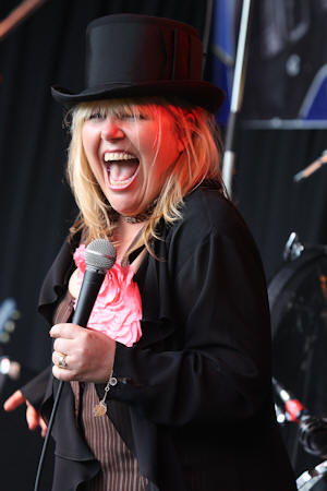 � Copyright 2009 Alan White. All Rights Reserved.