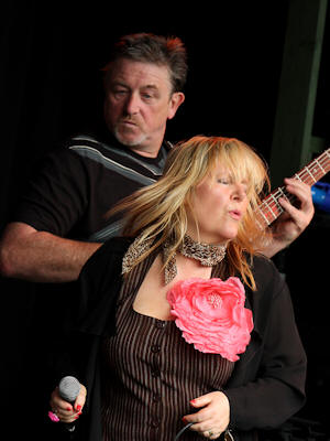 � Copyright 2009 Alan White. All Rights Reserved.