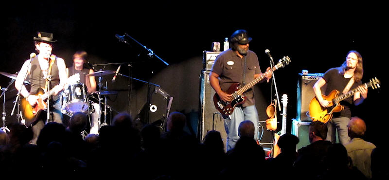 © Copyright 2013 Alan White. All Rights Reserved.