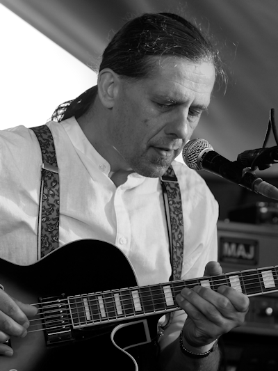 � Copyright 2010 Alan White. All Rights Reserved.
