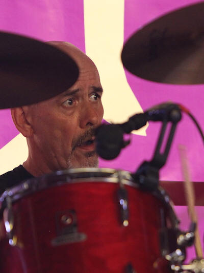 � Copyright 2010 Alan White. All Rights Reserved.