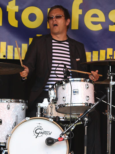 � Copyright 2009 Alan White. All Rights Reserved.