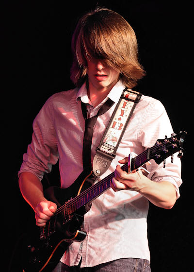 � Copyright 2010 Alan White. All Rights Reserved.