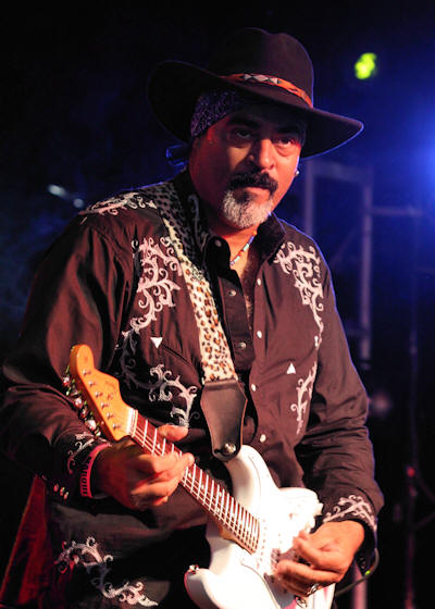 � Copyright 2010 Alan White. All Rights Reserved.